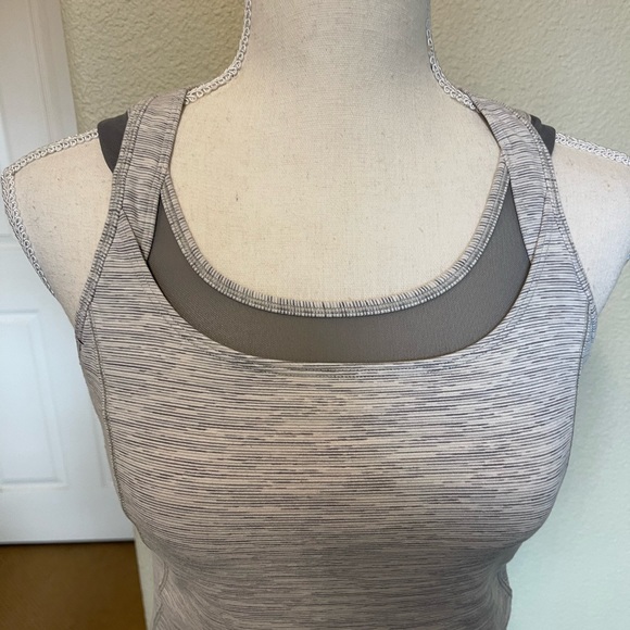 Lululemon top - Picture 3 of 5